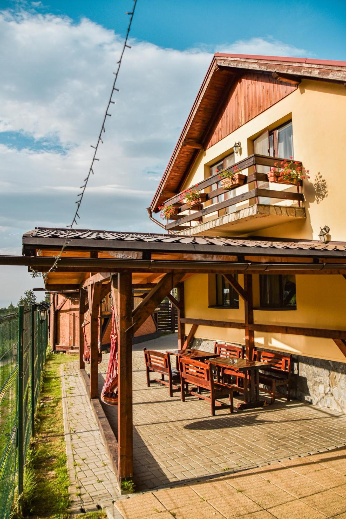 Villa Casa Georgea Săcele Exterior foto